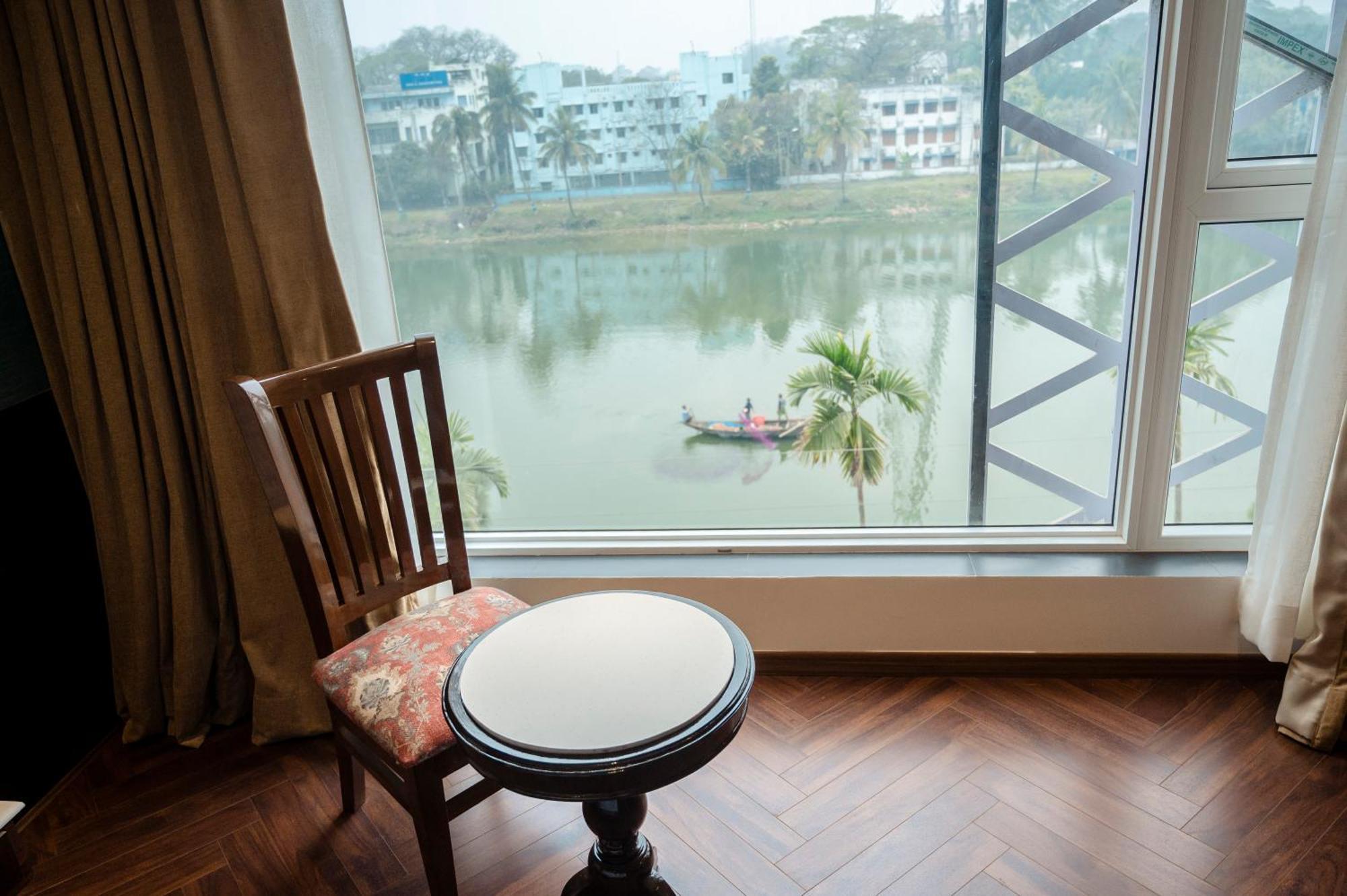 Hotel Lake View Baharampur Εξωτερικό φωτογραφία